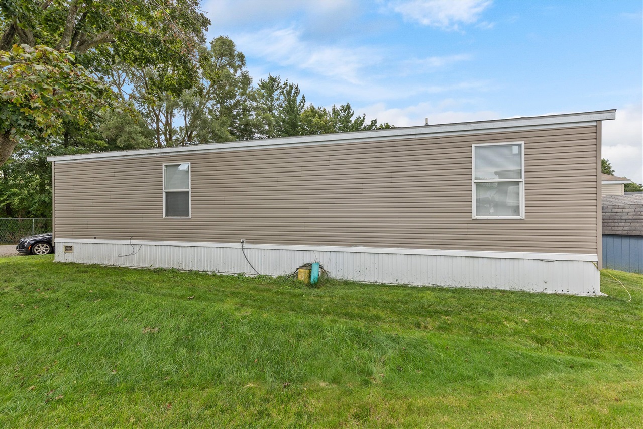 195 S Green Meadow Street Property Photo 21