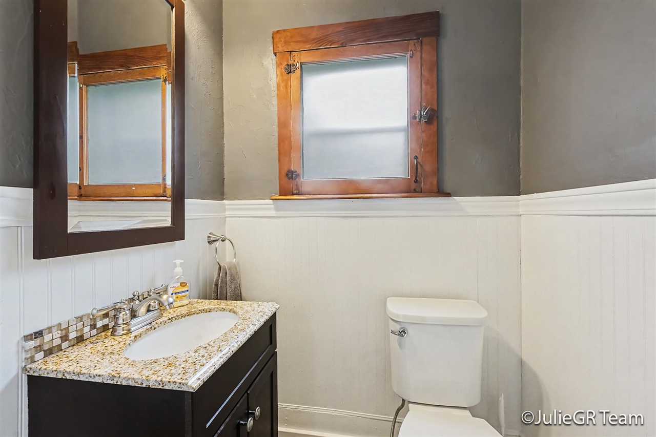 539 Garfield Avenue Property Photo 12