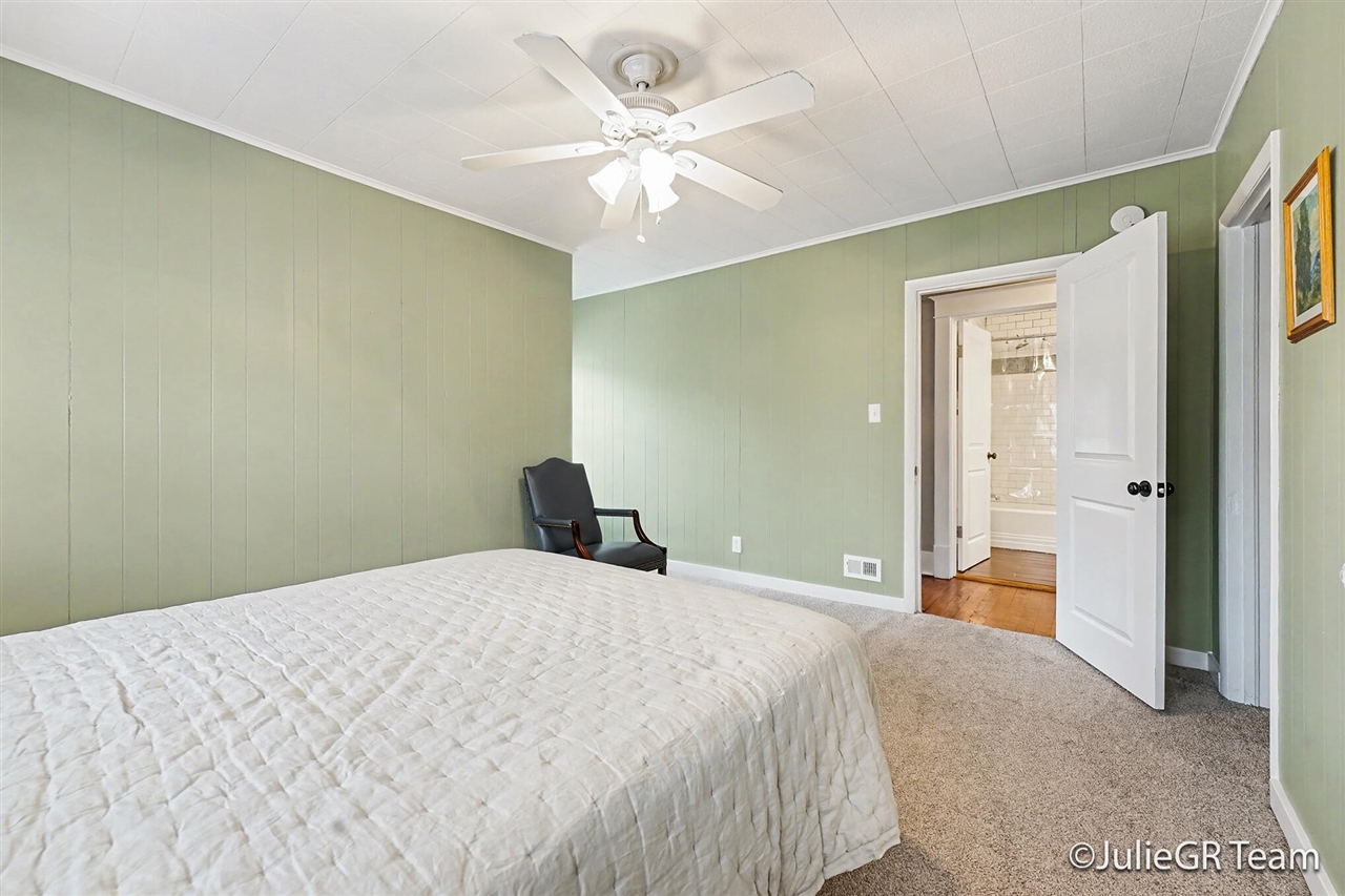 539 Garfield Avenue Property Photo 16