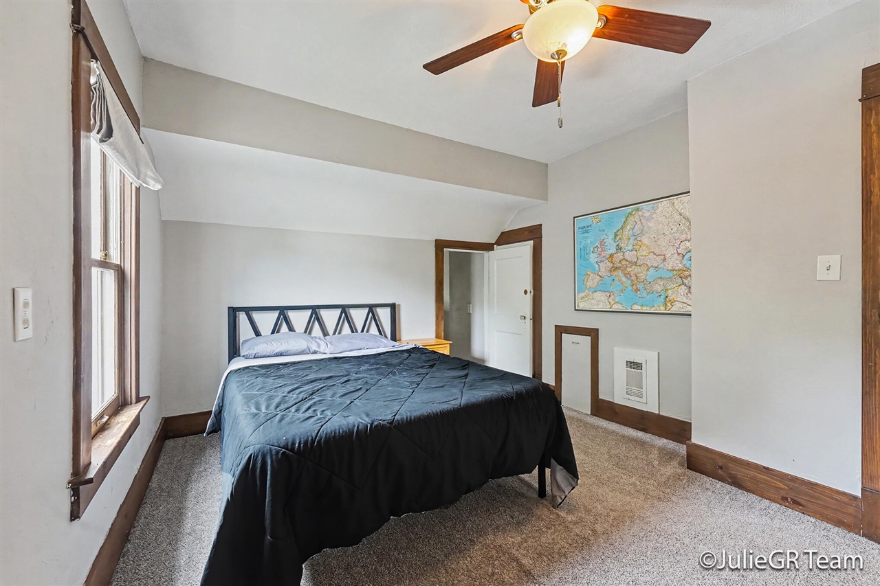 539 Garfield Avenue Property Photo 17