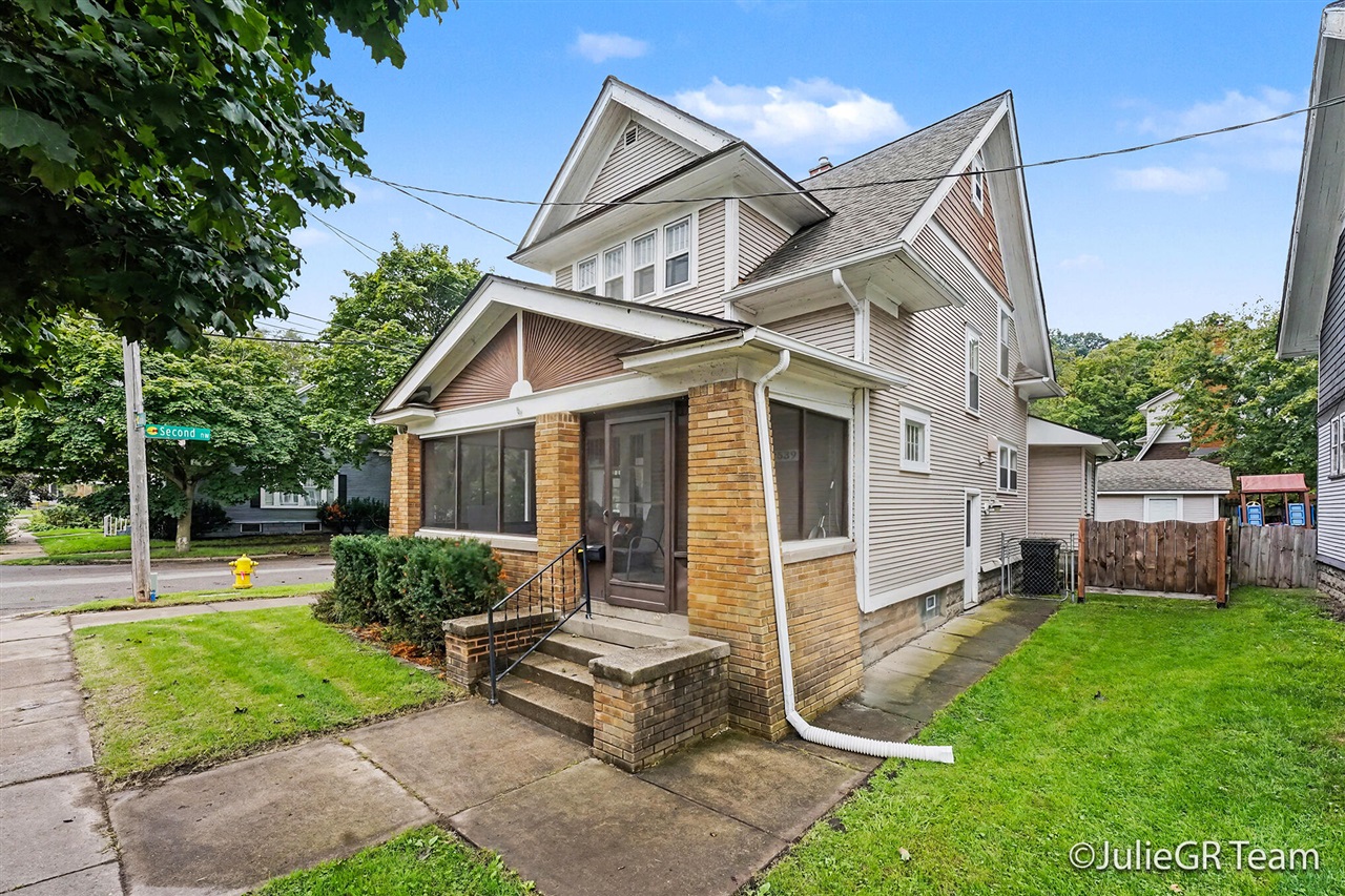 539 Garfield Avenue Property Photo 23