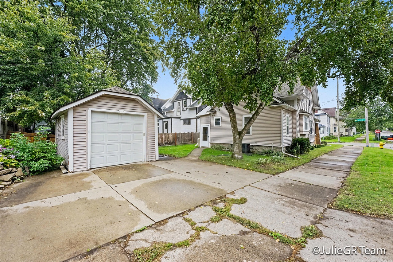 539 Garfield Avenue Property Photo 26
