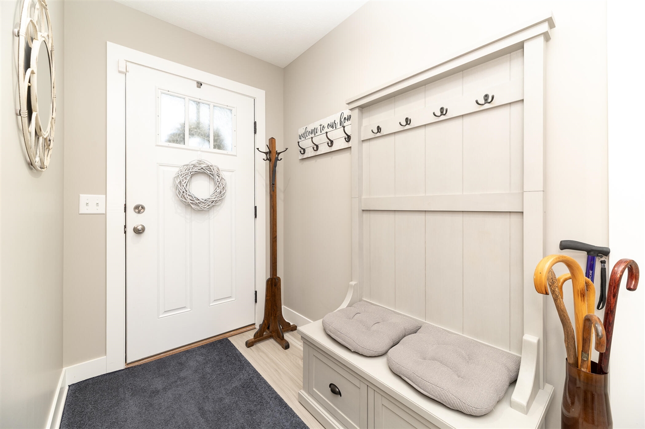 56430 Terra Vista Boulevard Property Photo 3