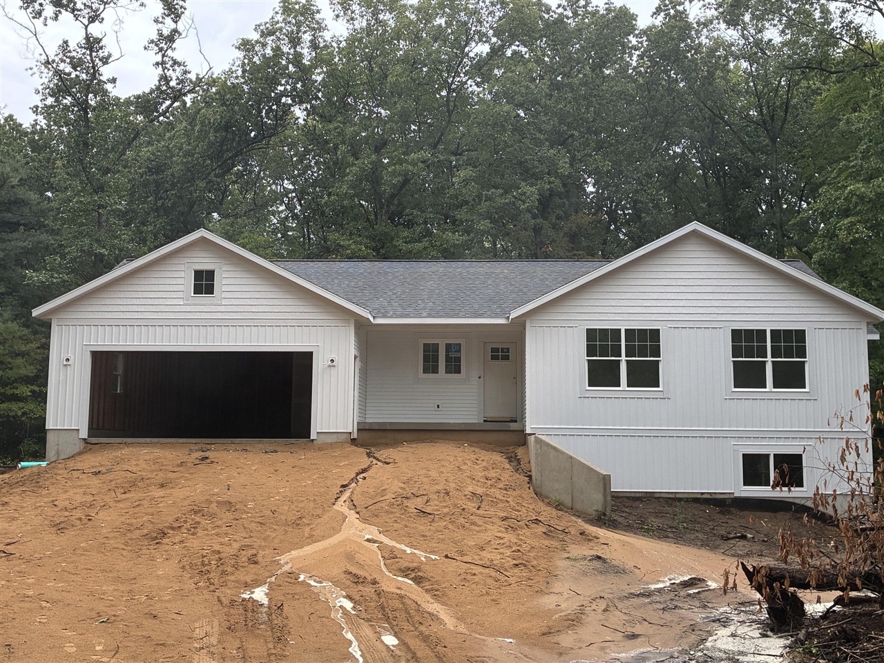 3723 Country Court Property Photo 1