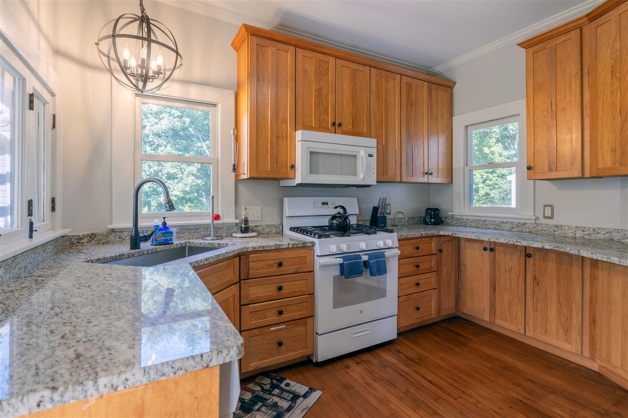 300 Ferry Street Property Photo 9