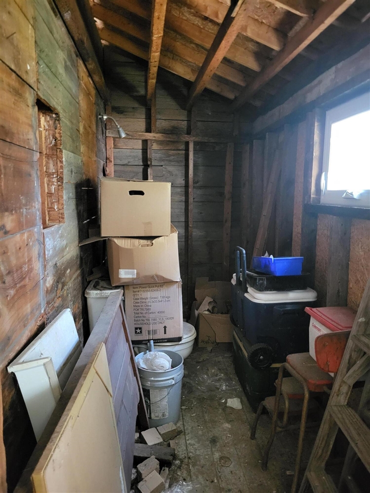 8435 N Democrat Street Property Photo 23
