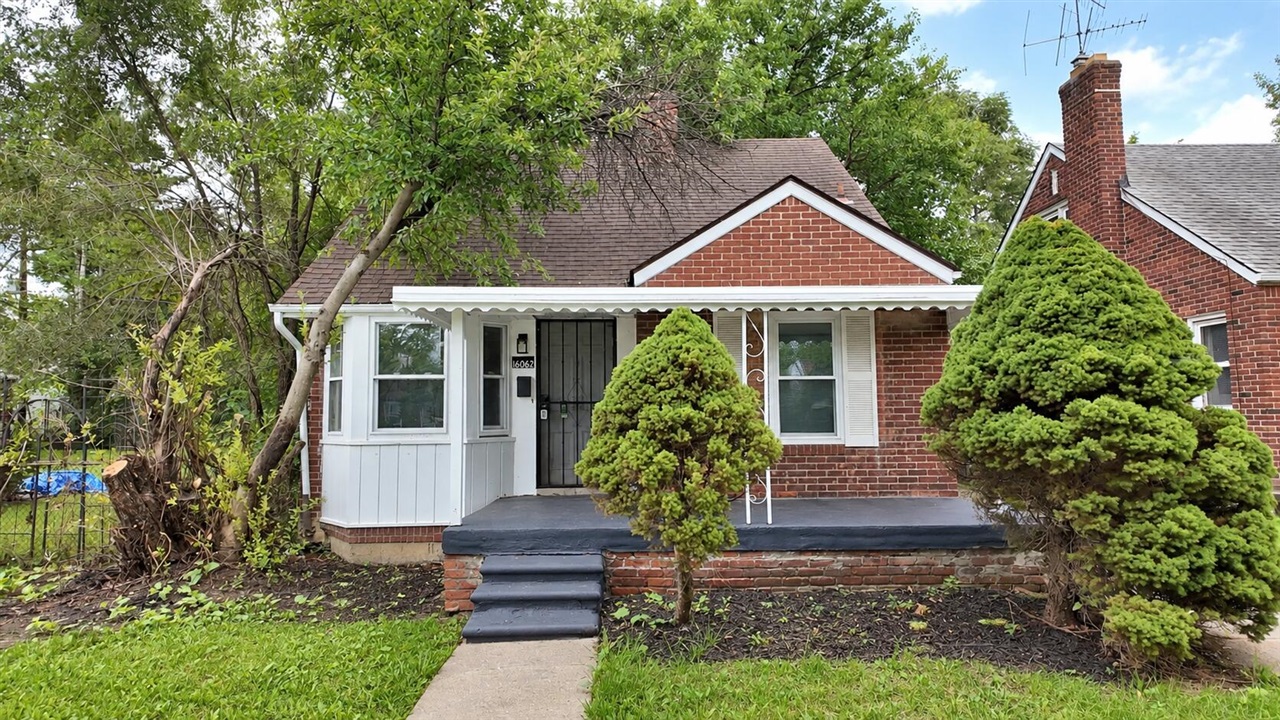 16062 Carlisle Street Property Photo 1