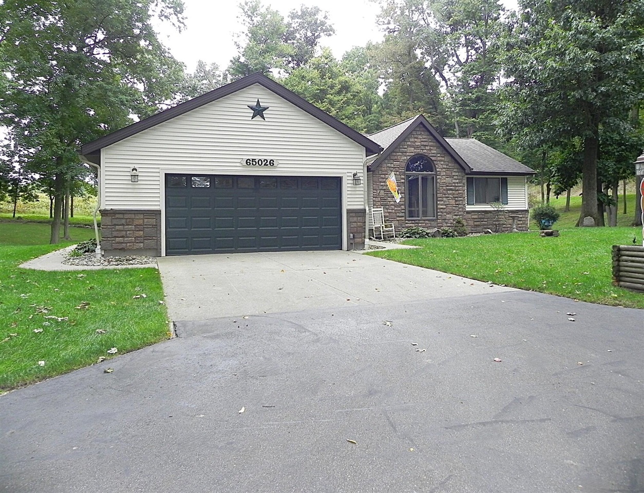 65026 Rocky Lane Property Photo 1