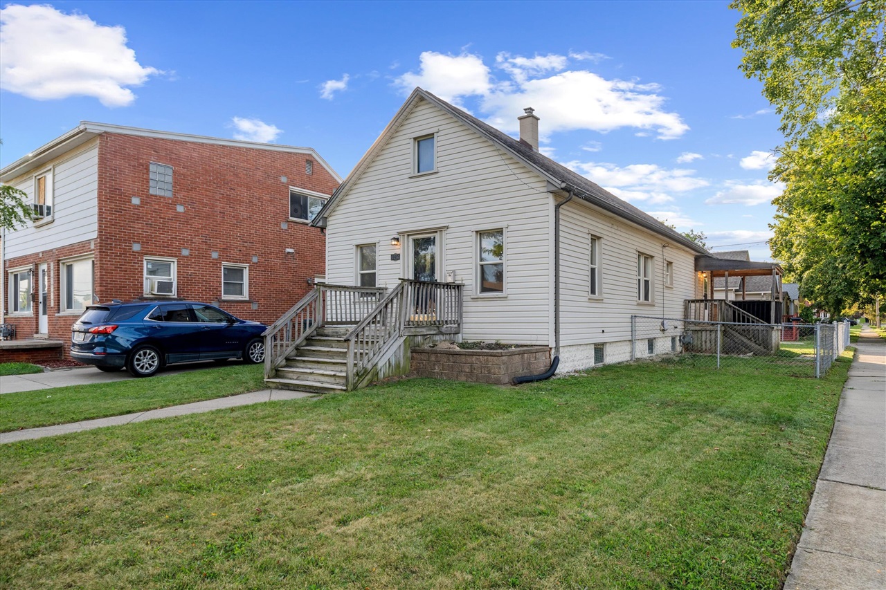 1756 Lafayette Boulevard Property Photo 1