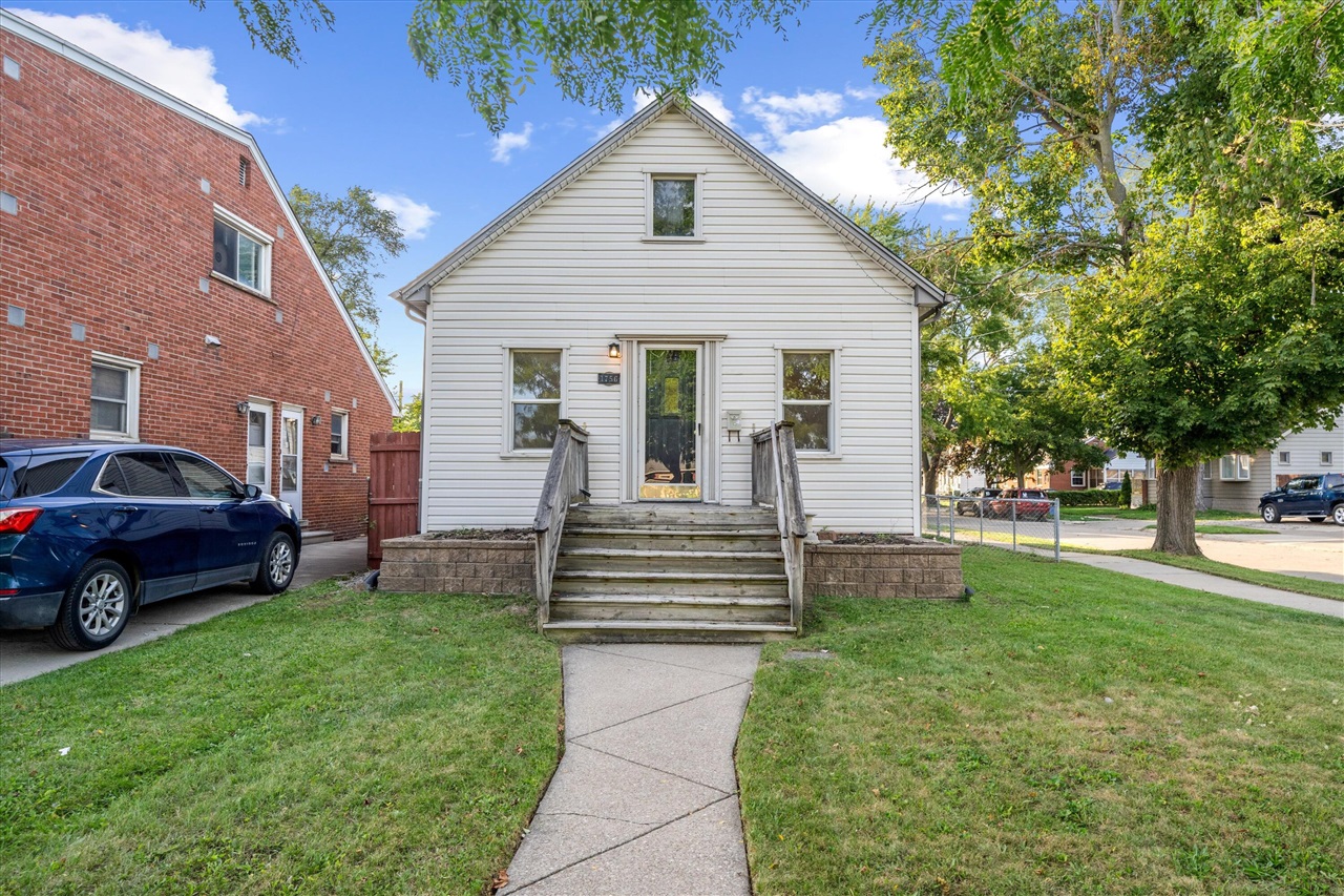 1756 Lafayette Boulevard Property Photo 2