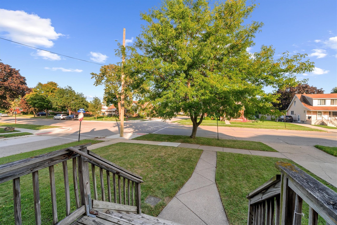 1756 Lafayette Boulevard Property Photo 3