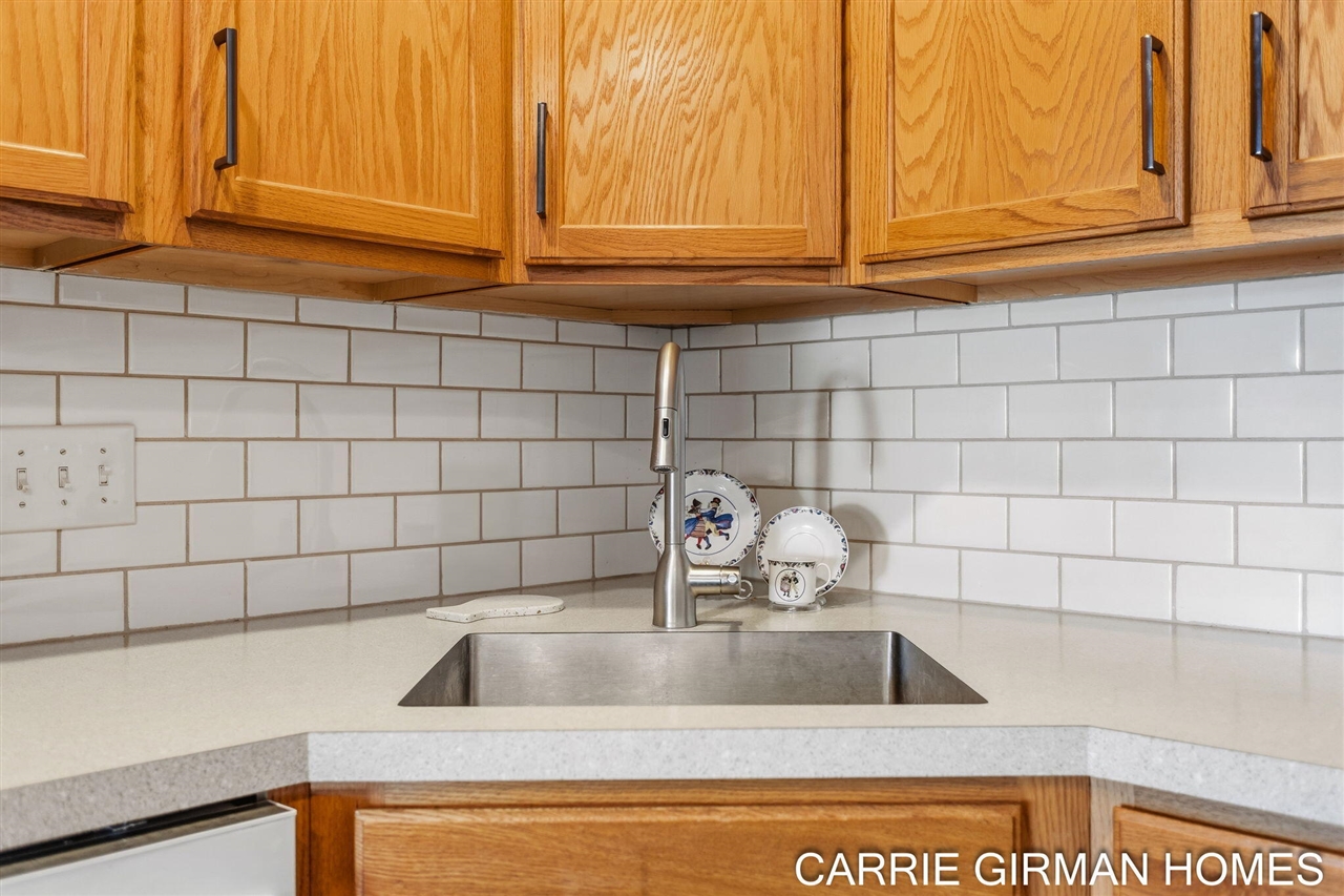 12233 S Crystal Waters Drive Property Photo 15
