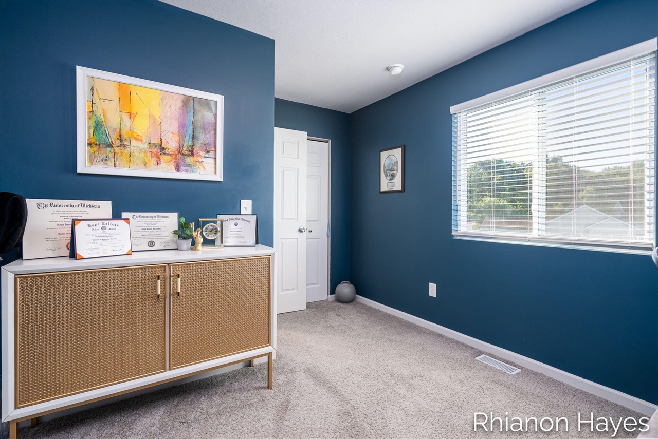10894 Vine Leaf Circle Property Photo 17