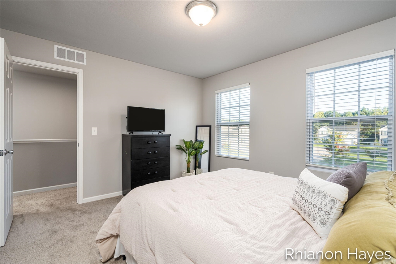 10894 Vine Leaf Circle Property Photo 19
