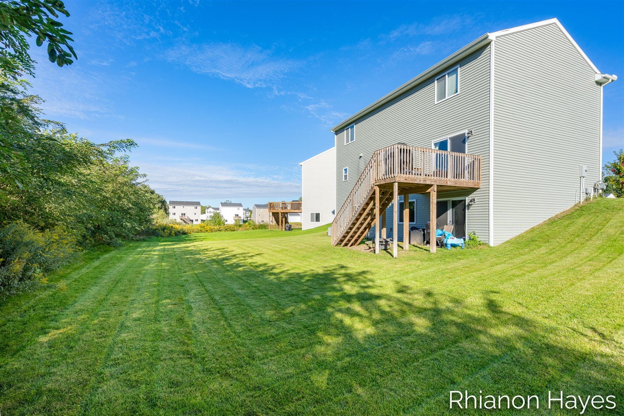 10894 Vine Leaf Circle Property Photo 26