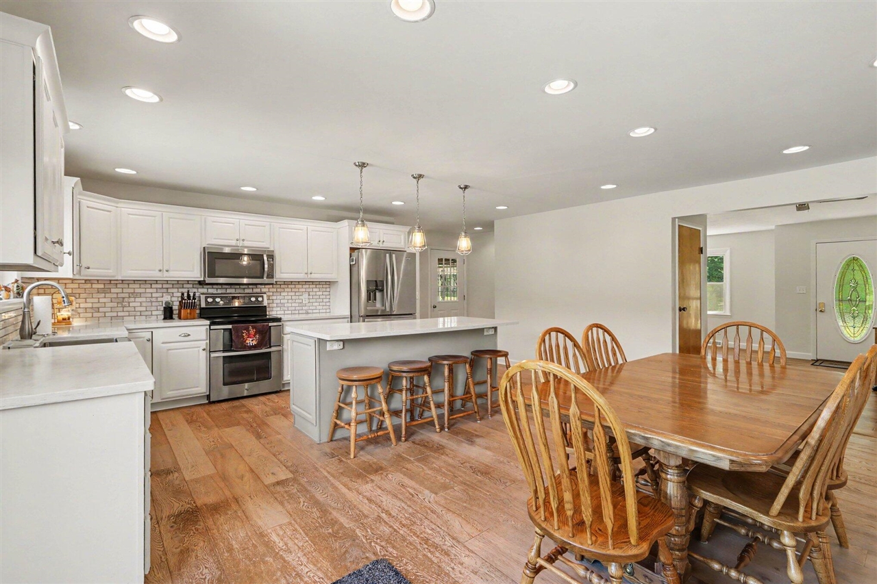 10560 W S Avenue Property Photo 9