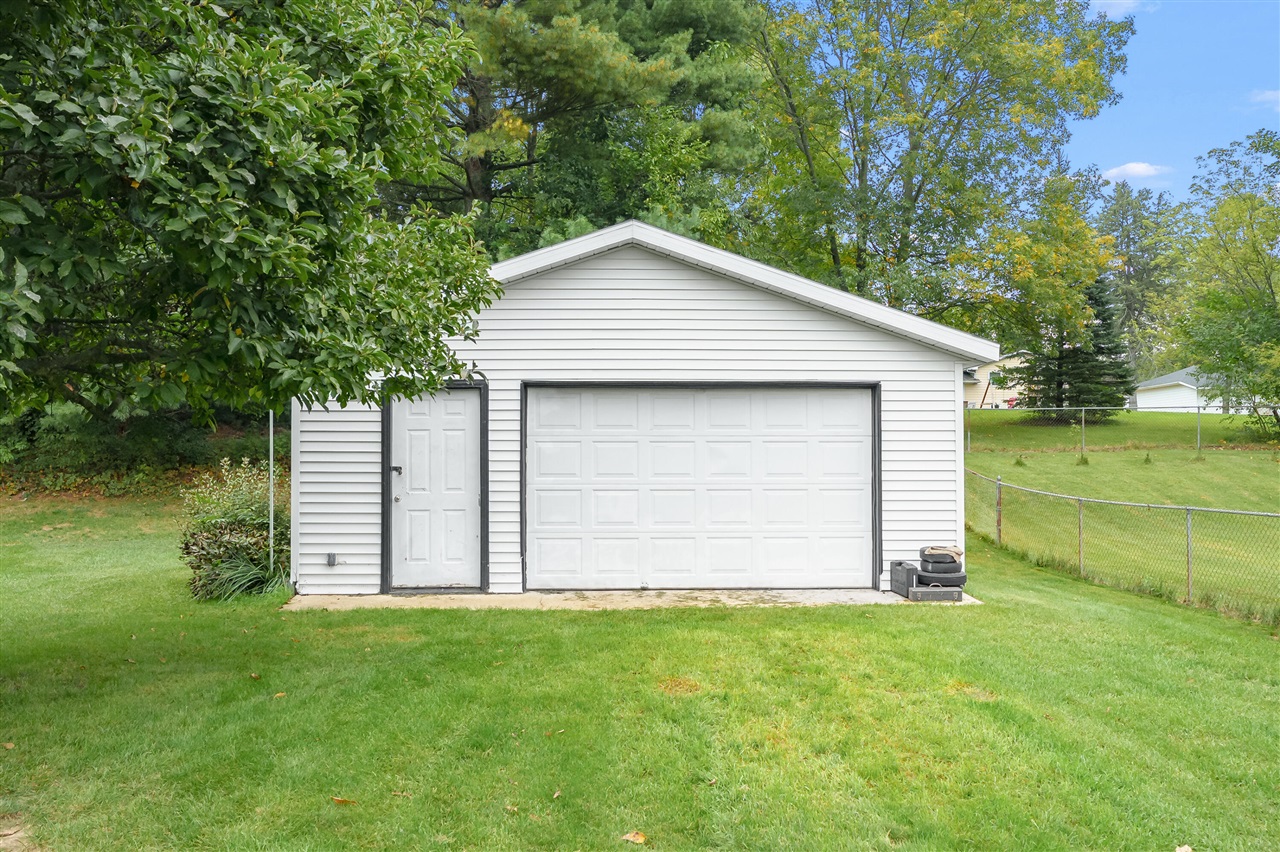 7665 E Ml Avenue Property Photo 45