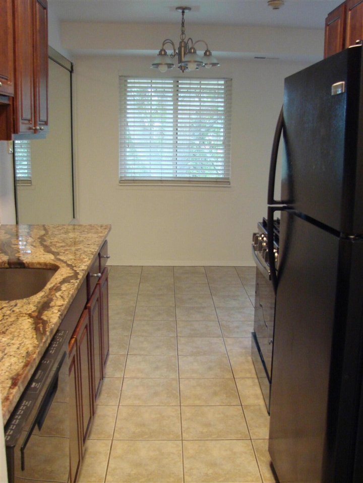 45250 Keding Street Property Photo 4