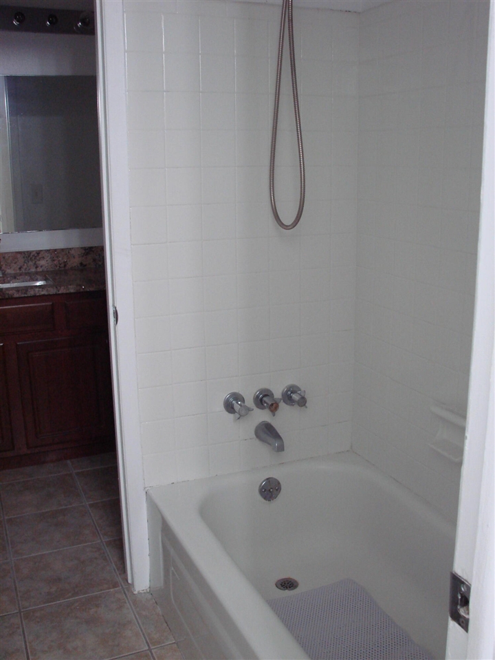 45250 Keding Street Property Photo 16