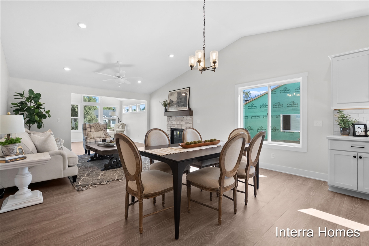 329 Round Hill Road Property Photo 10