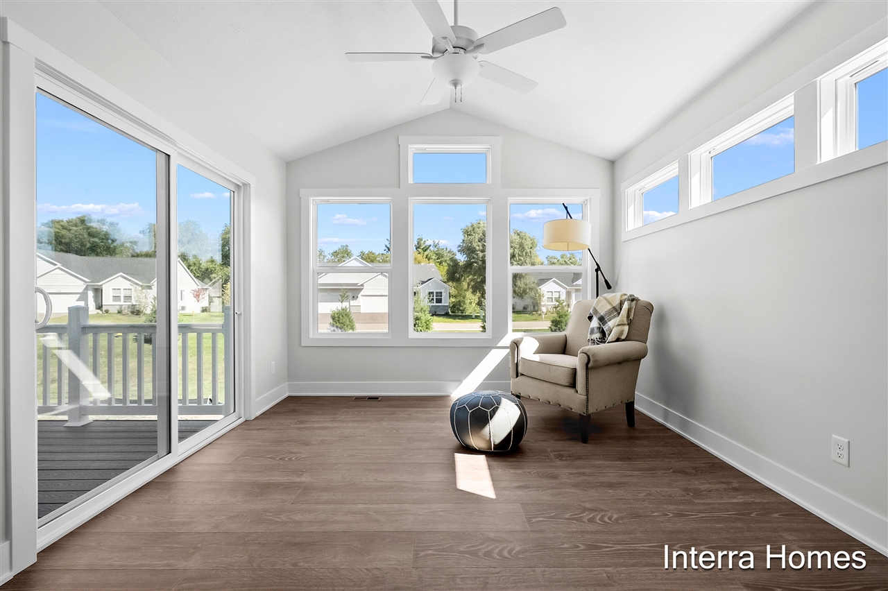 329 Round Hill Road Property Photo 15