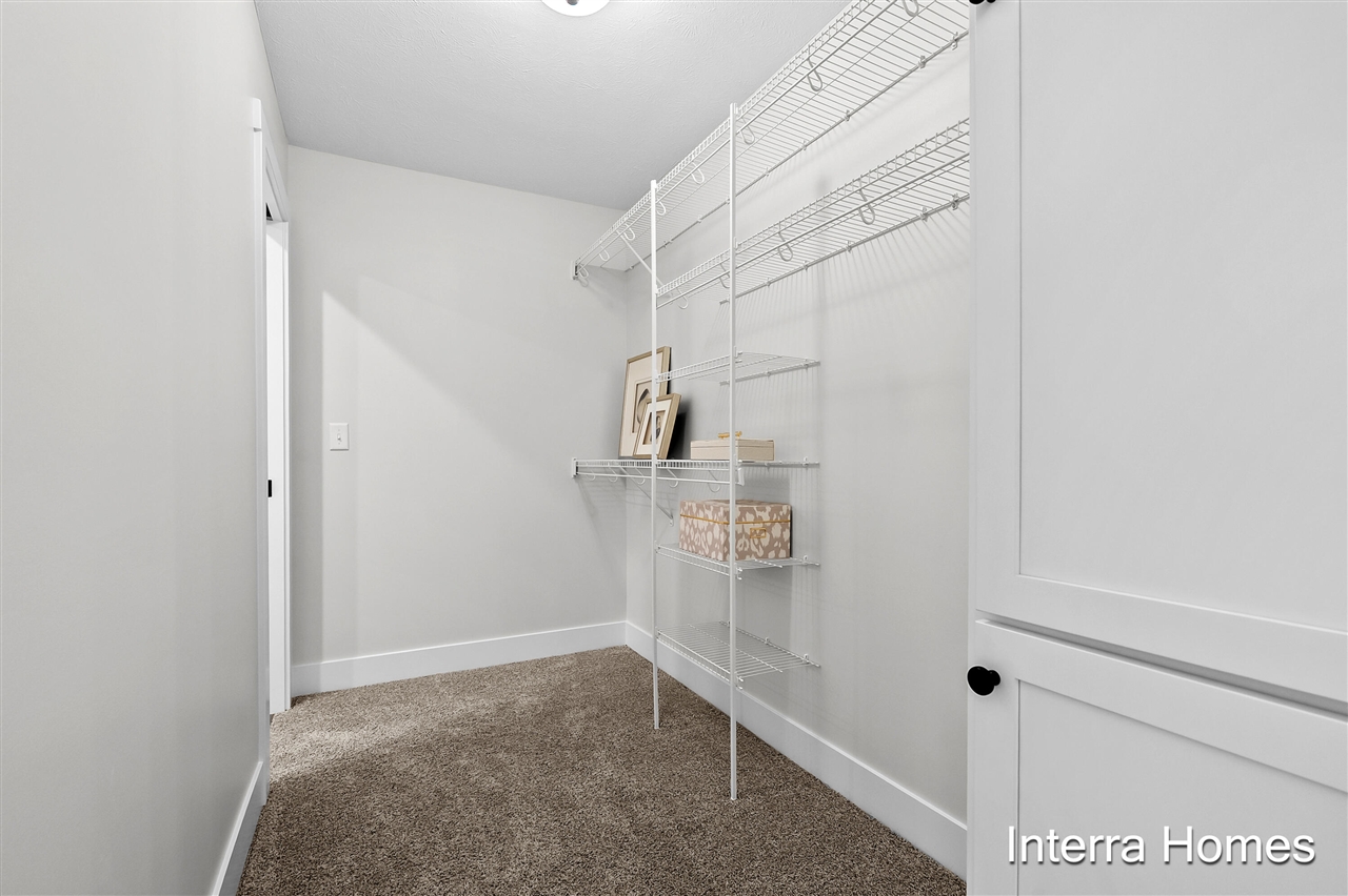 329 Round Hill Road Property Photo 20