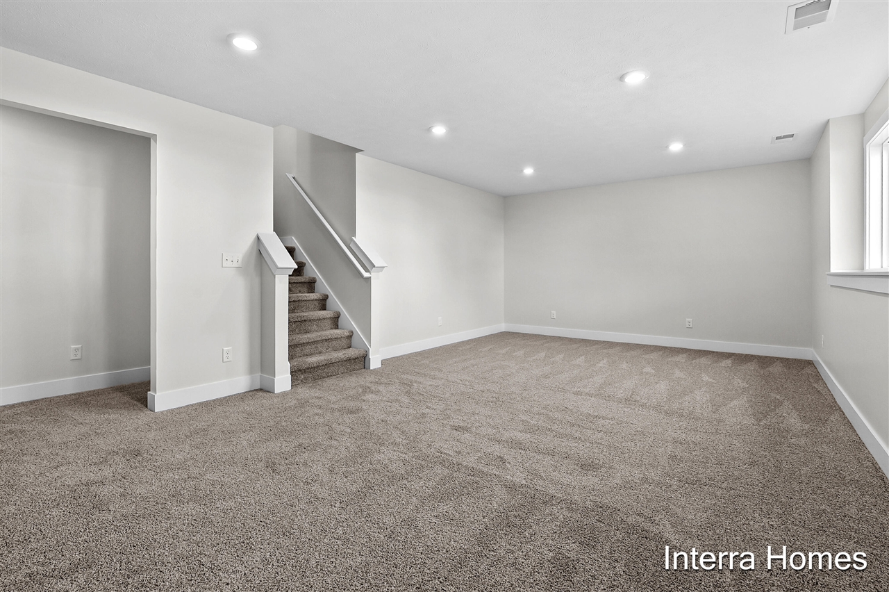 329 Round Hill Road Property Photo 24