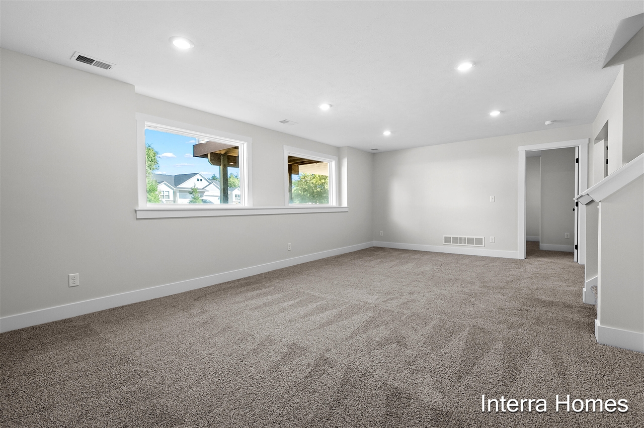 329 Round Hill Road Property Photo 25