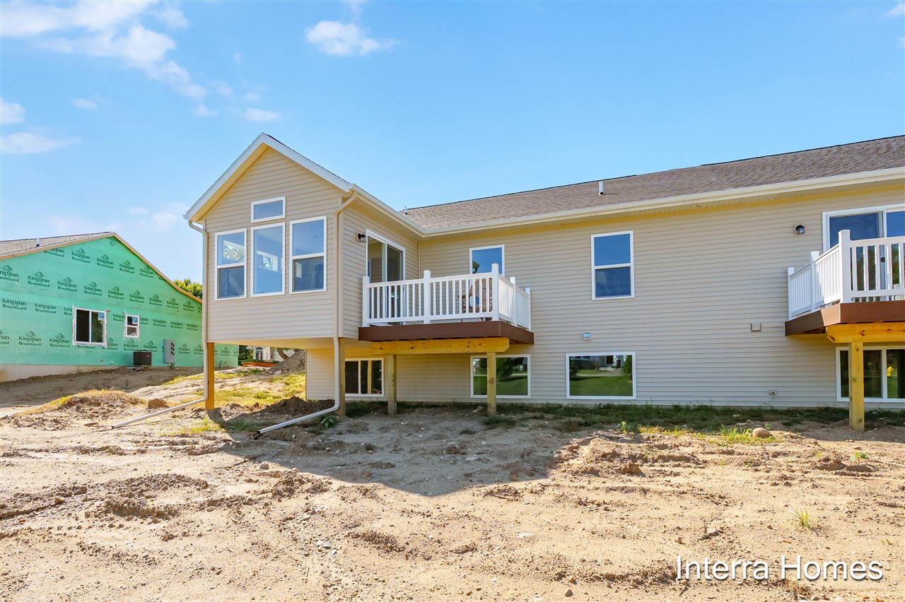 329 Round Hill Road Property Photo 32