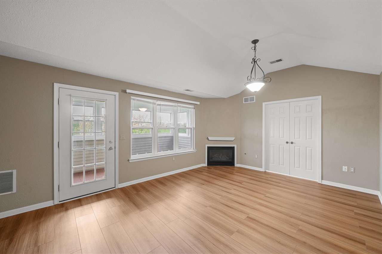 1755 Weatherstone Drive Property Photo 12