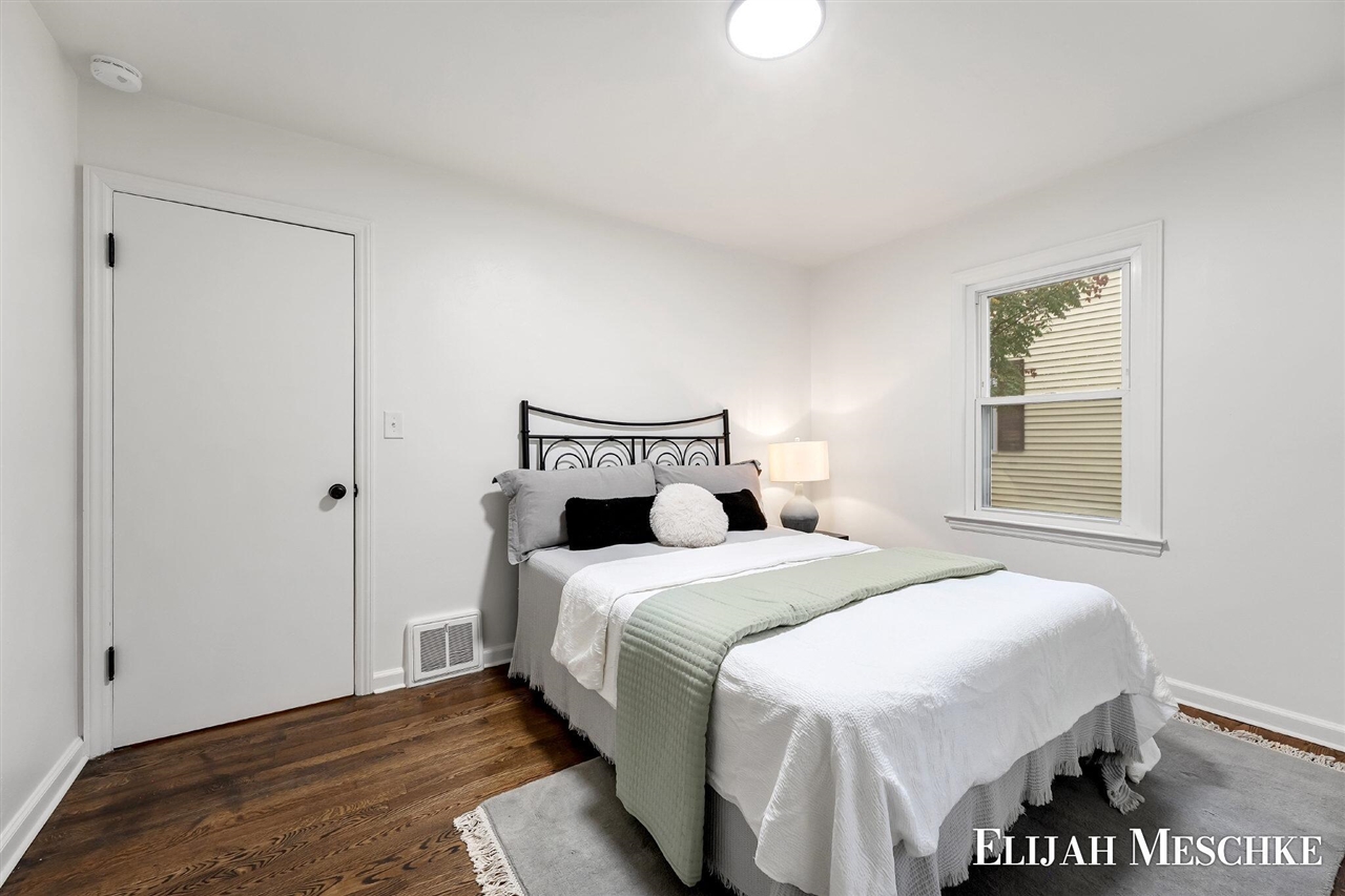 829 Ariebill Street Property Photo 18