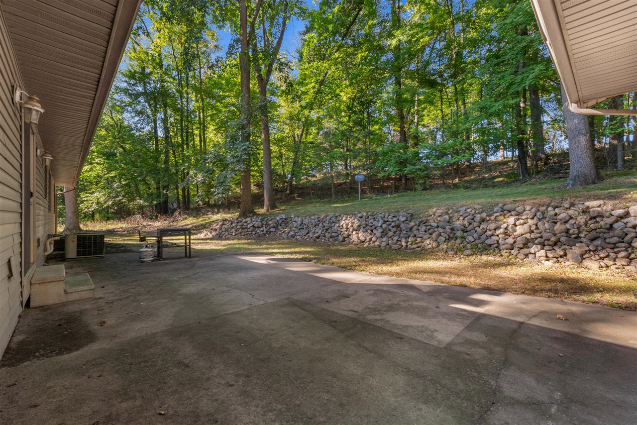 5660 Bean Road Property Photo 7