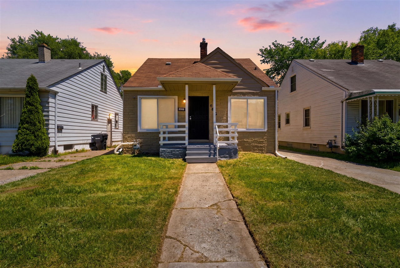 6816 Evergreen Road Property Photo 1