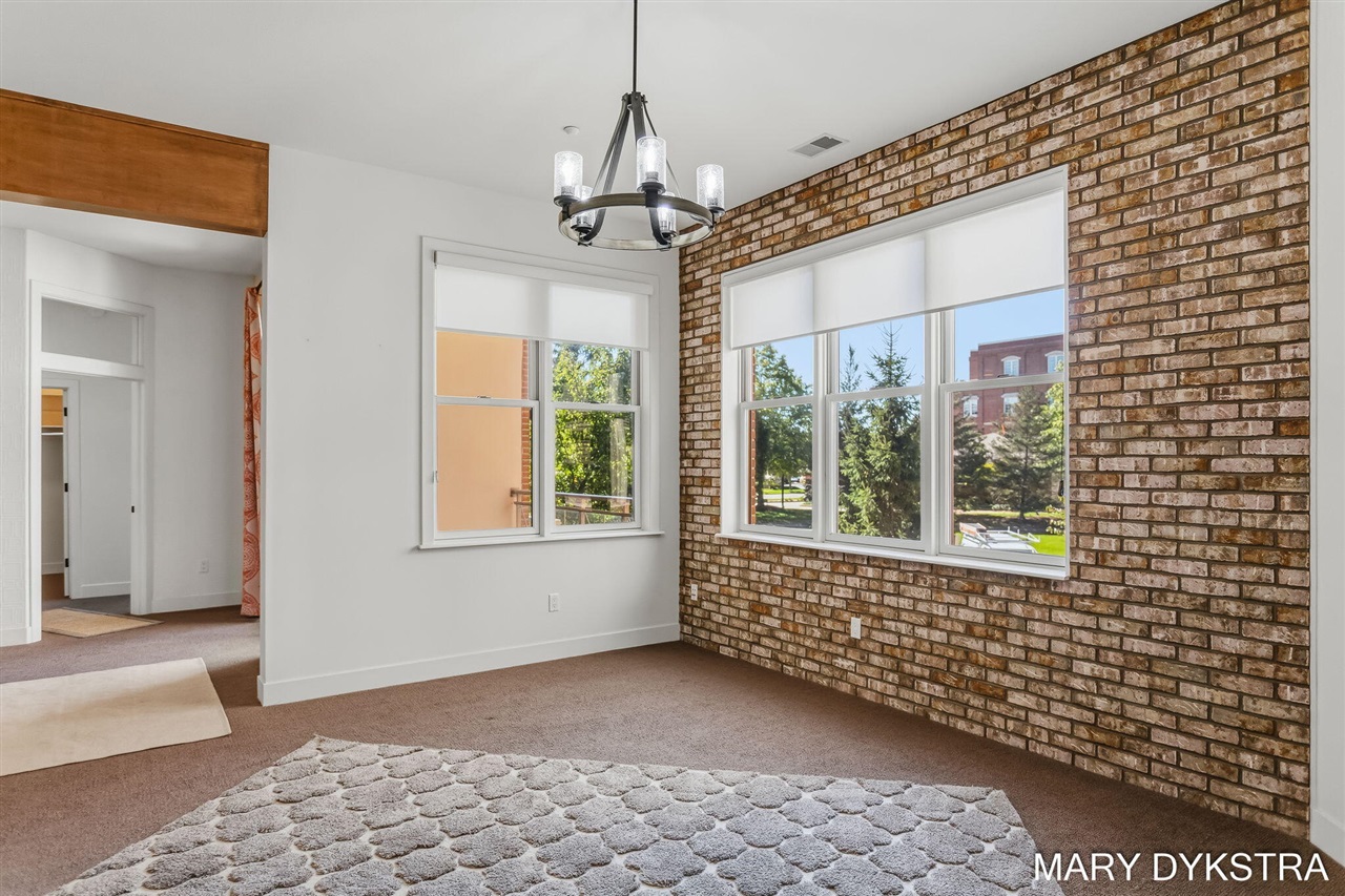 29 E 6th Street Property Photo 41