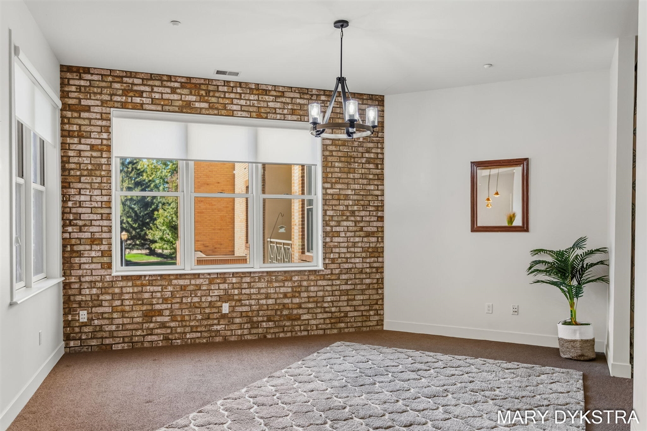 29 E 6th Street Property Photo 42