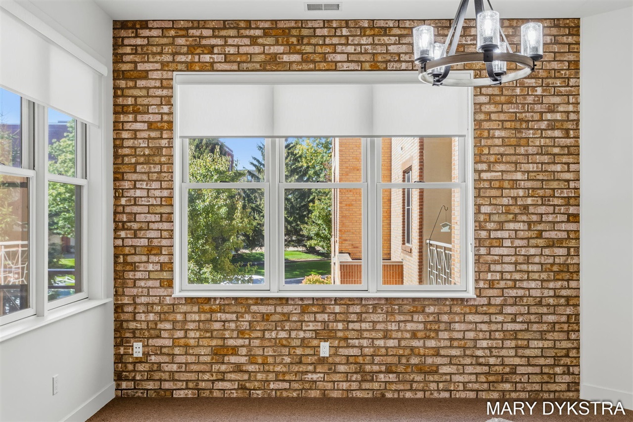 29 E 6th Street Property Photo 43