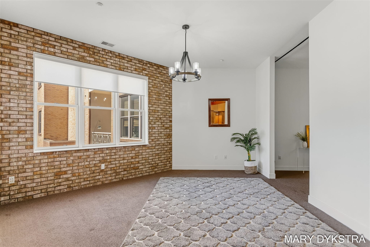 29 E 6th Street Property Photo 44