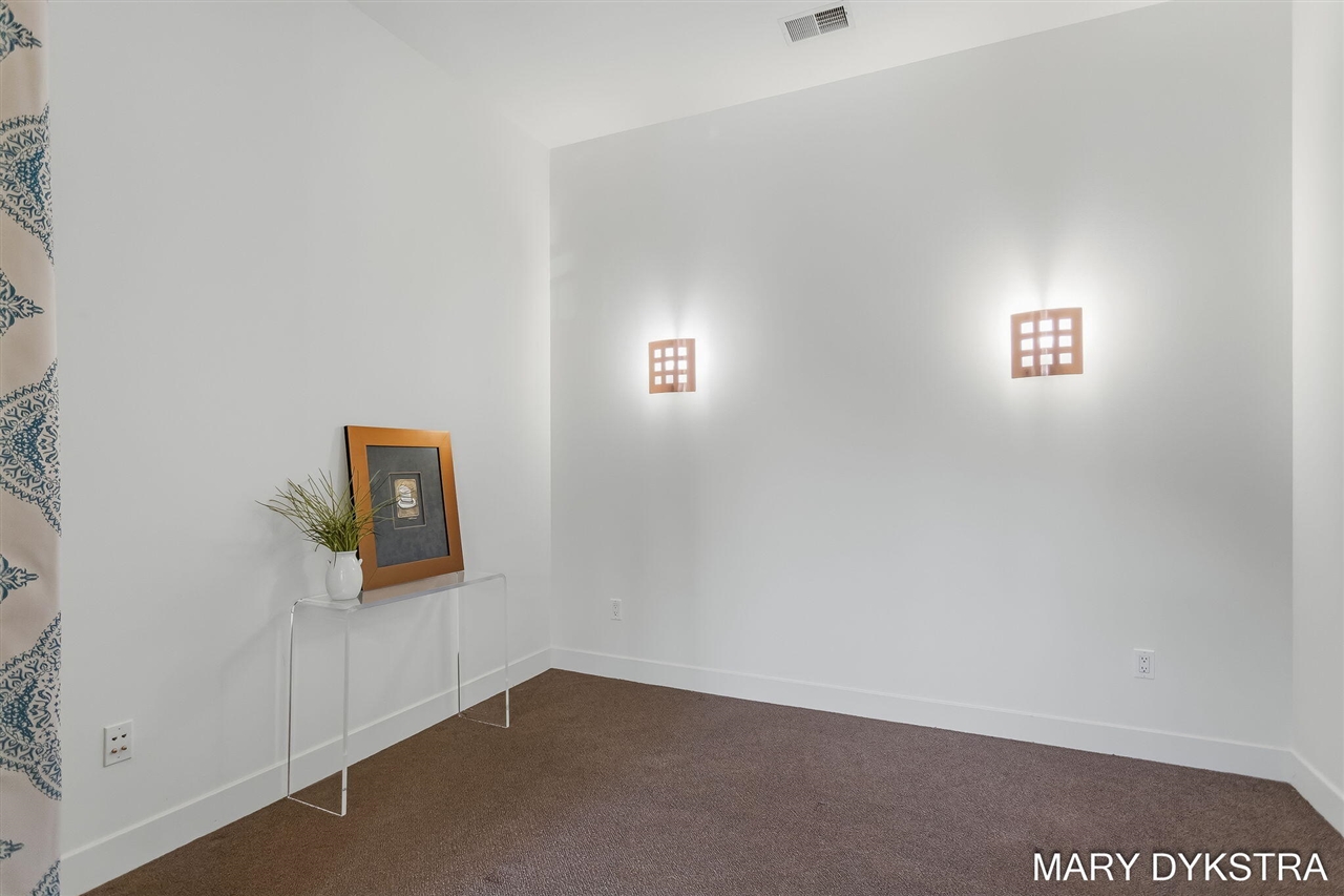29 E 6th Street Property Photo 47