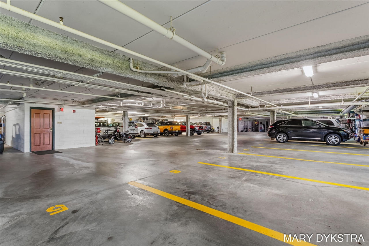 29 E 6th Street Property Photo 75