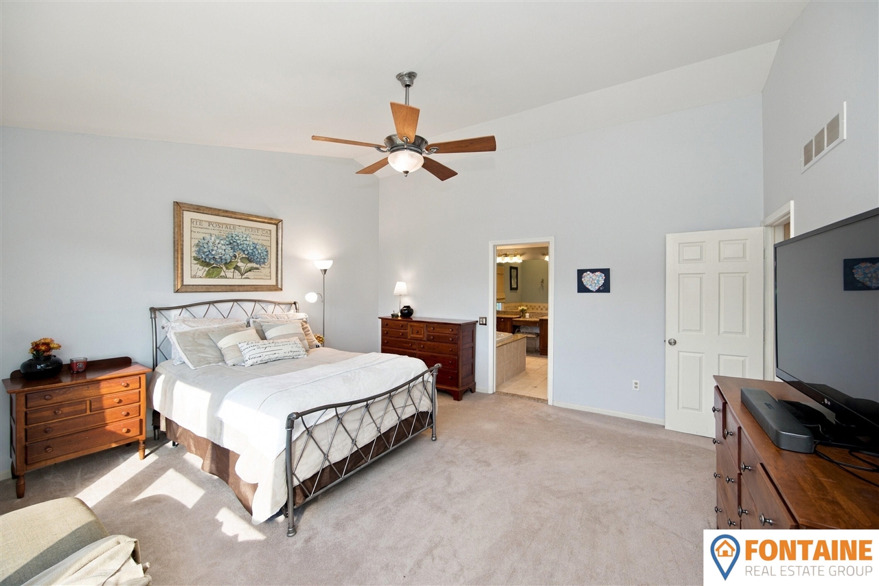 44932 Lightsway Drive Property Photo 13