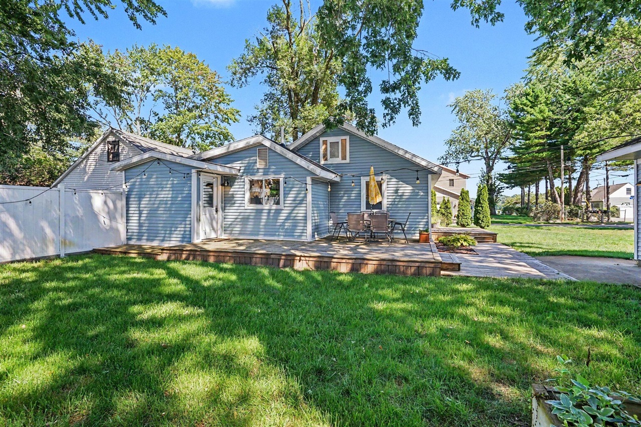 66 Lakeview Avenue Property Photo 17