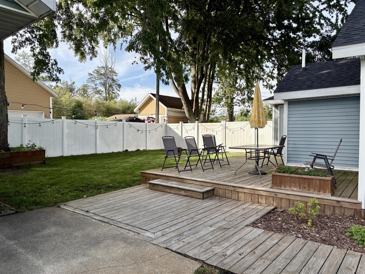 66 Lakeview Avenue Property Photo 33