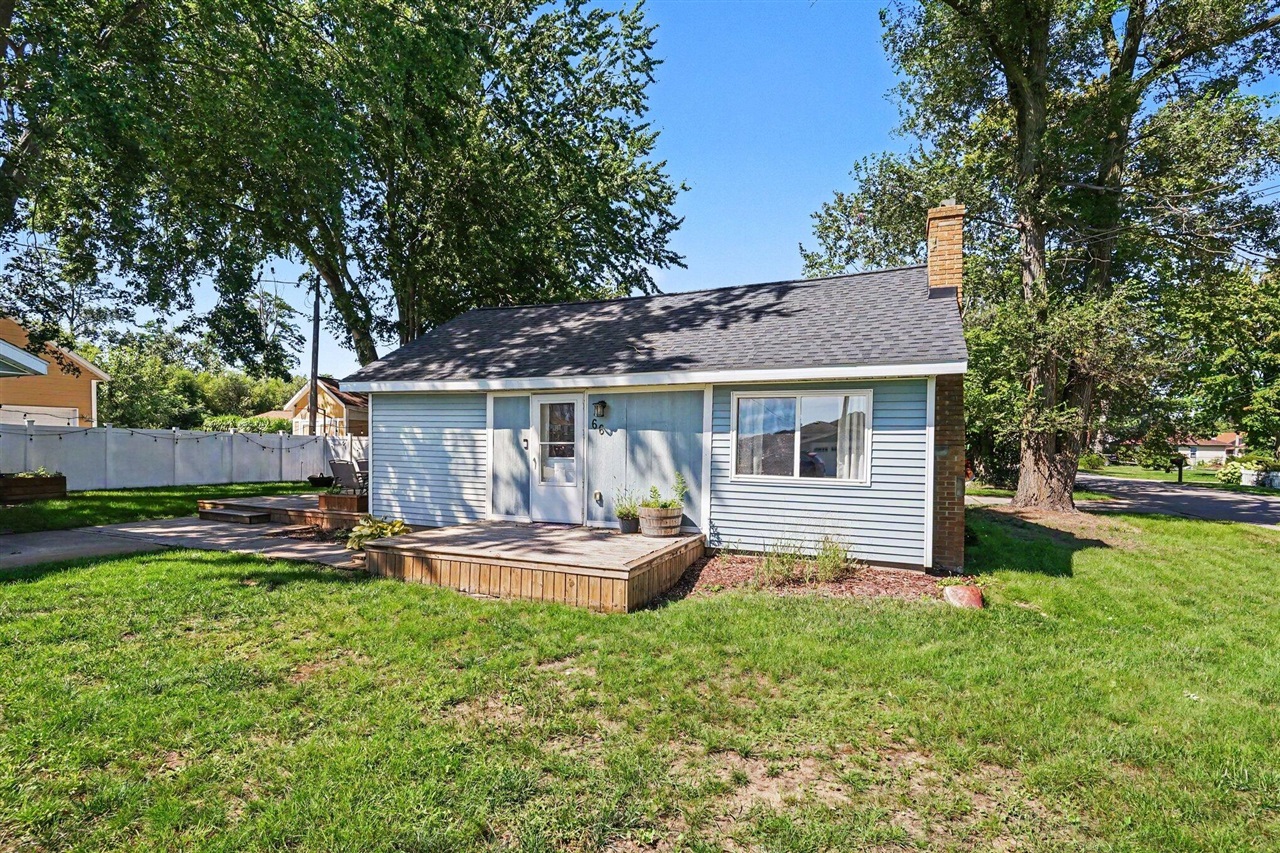 66 Lakeview Avenue Property Photo 37
