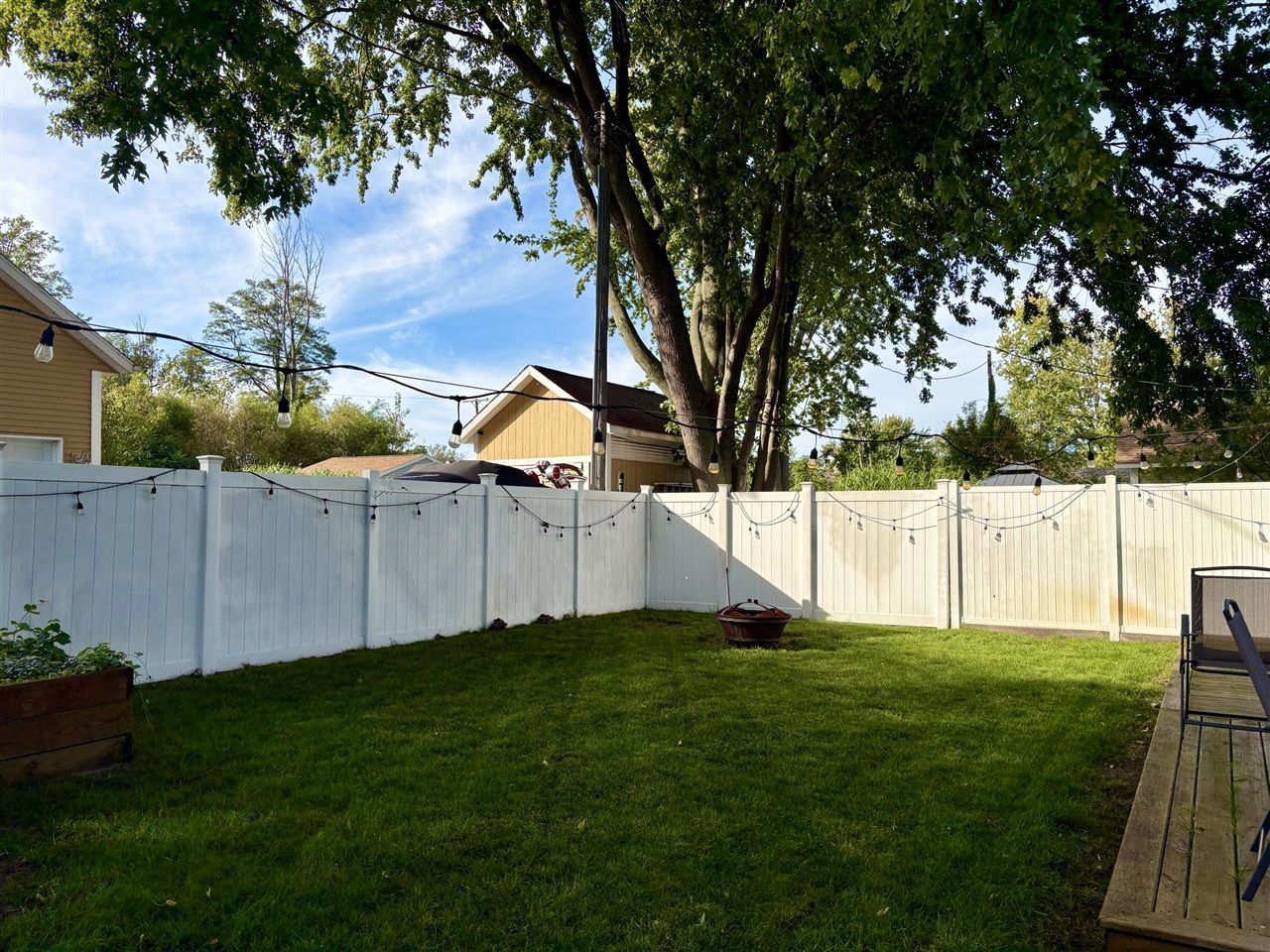 66 Lakeview Avenue Property Photo 50