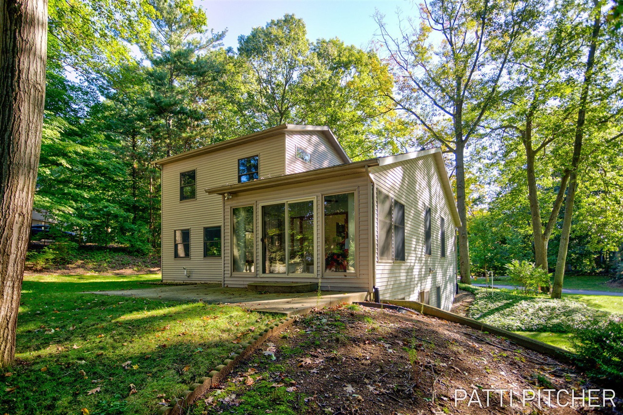 13582 Redbird Lane Property Photo 4
