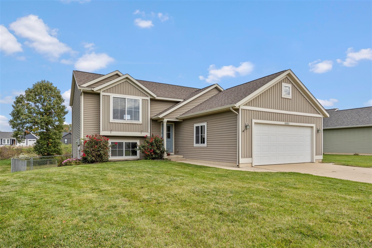 5351 Windfield Drive Property Photo 1
