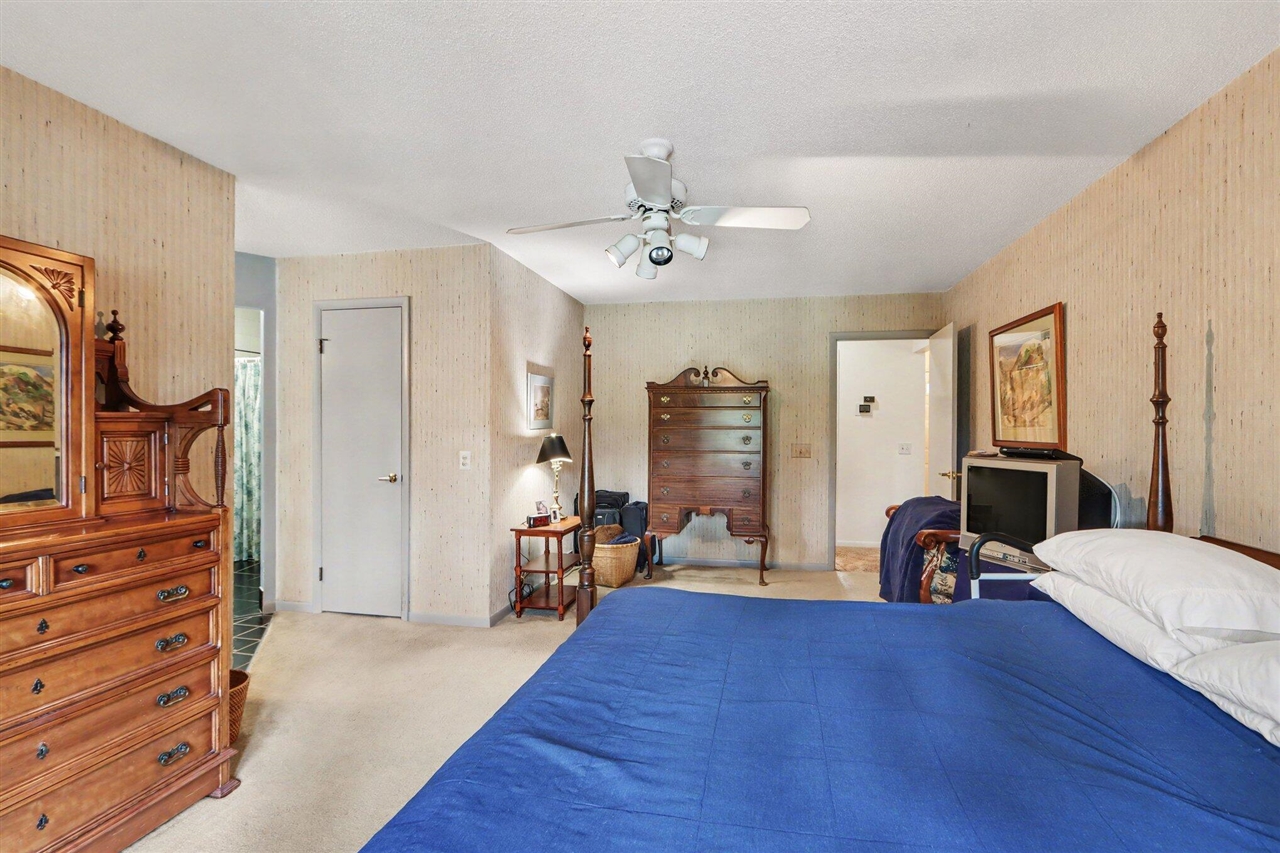 9808 Oak Forest Circle Property Photo 22