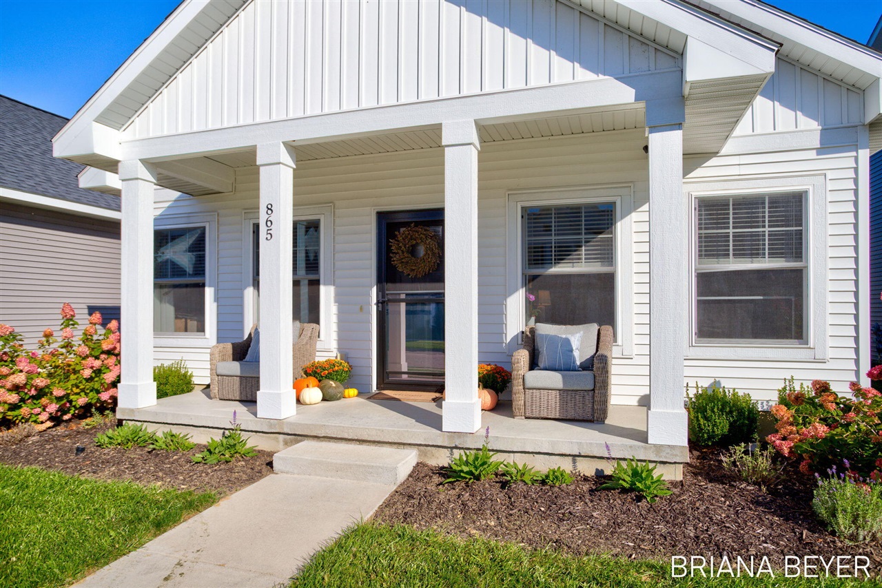 865 Winchester Street Property Photo 2