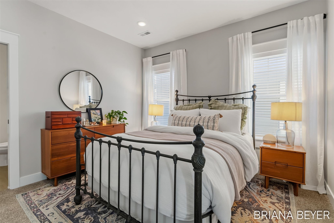 865 Winchester Street Property Photo 22