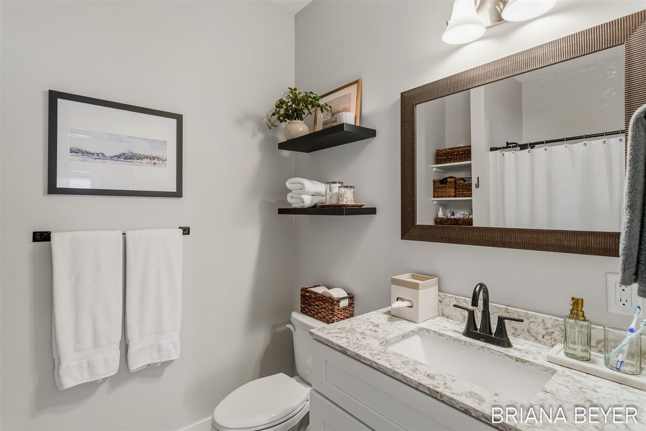865 Winchester Street Property Photo 28